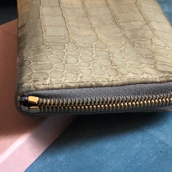 Miu Miu authentic zip around wallet - Picture 7 of 14